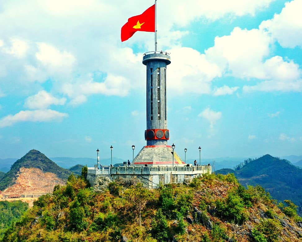 Lung Cu National Flag