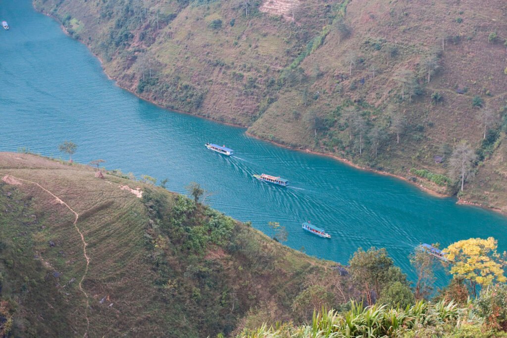 Summer on Ma Pi Leng Pass