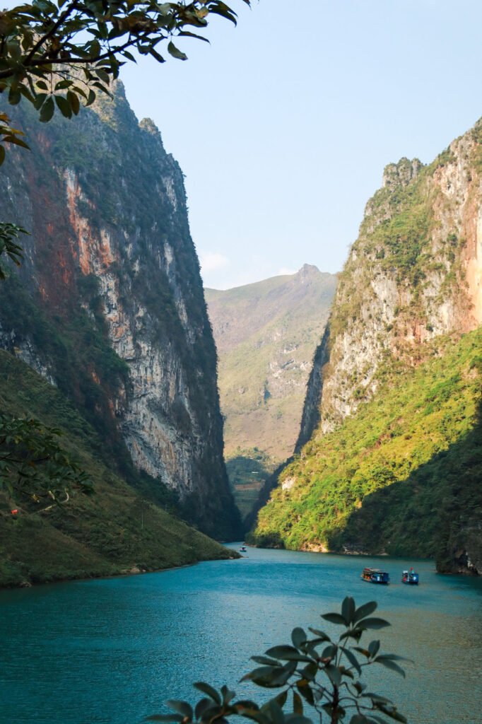 tu-san-canyon-far-view