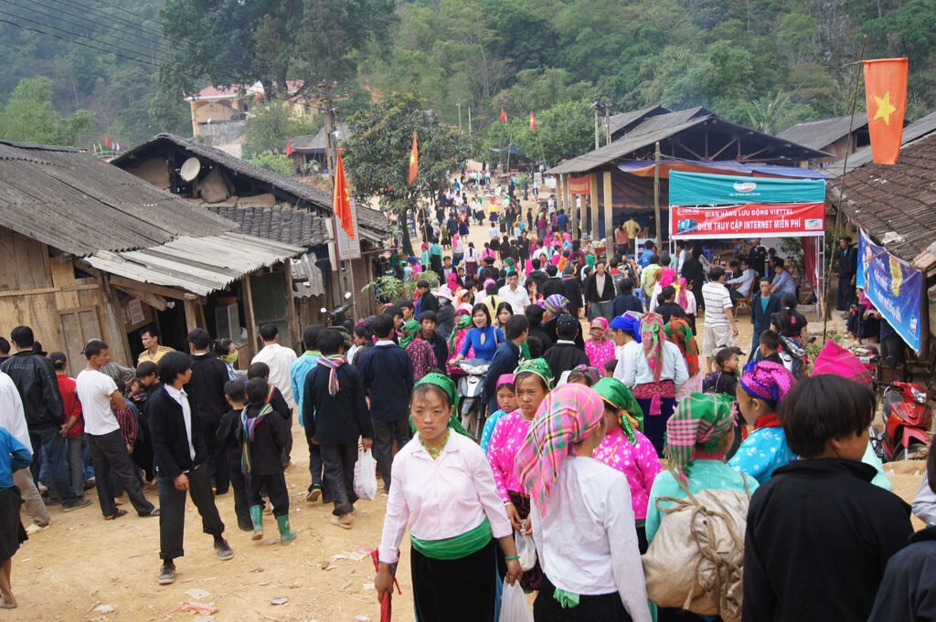 Chợ tình Khau Vai, Mèo Vạc