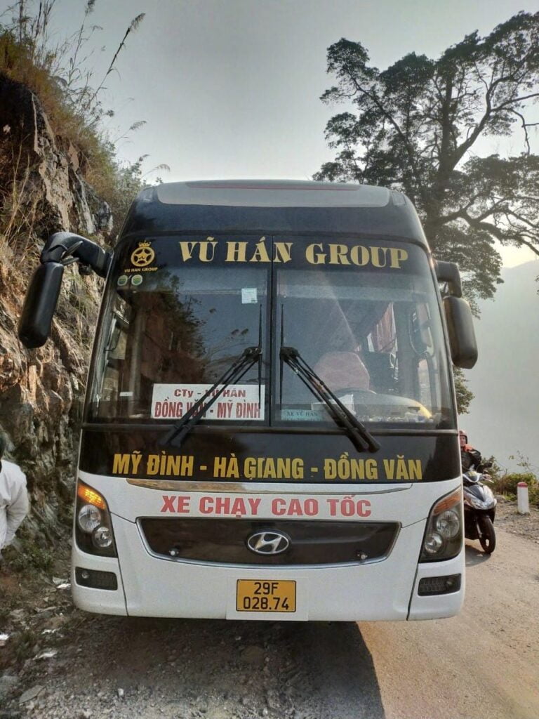 Photo of a Bus from Vu Han Bus company